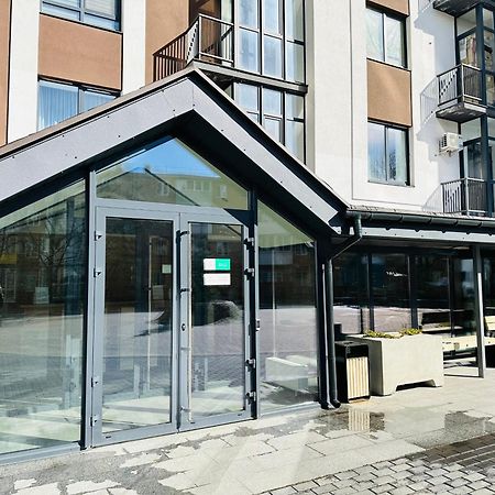 Designer Apartments In The City Center Rivne Exterior photo